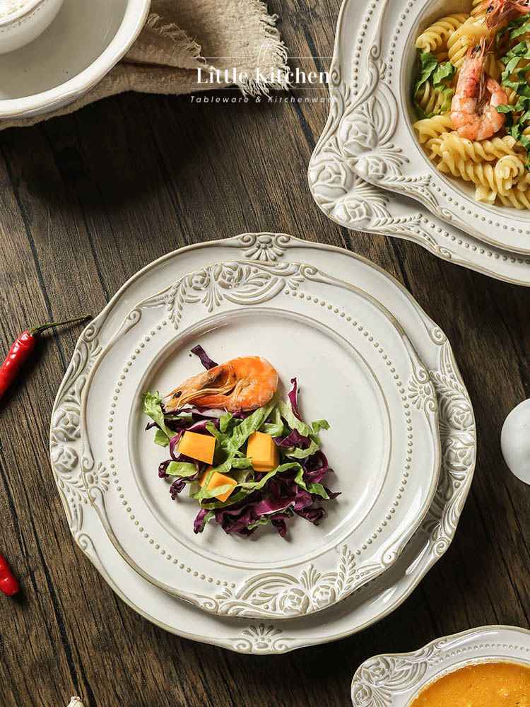 Set tiệc thu viền hạt tròn