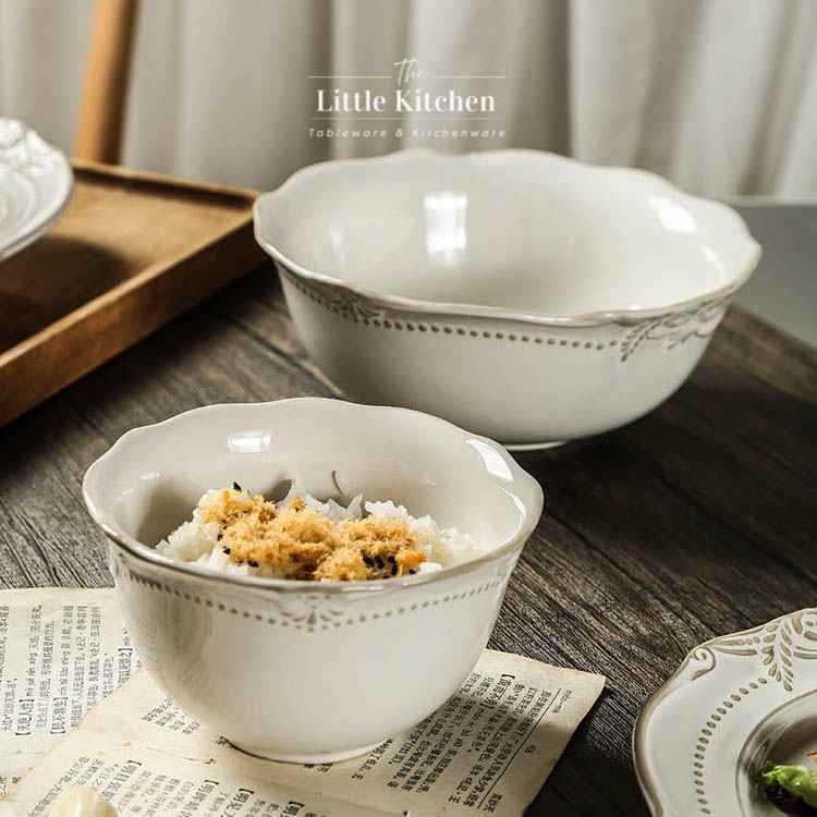 Bộ bát đĩa cao cấp phong cách vintage màu be hoa tiết viền hoa nổi