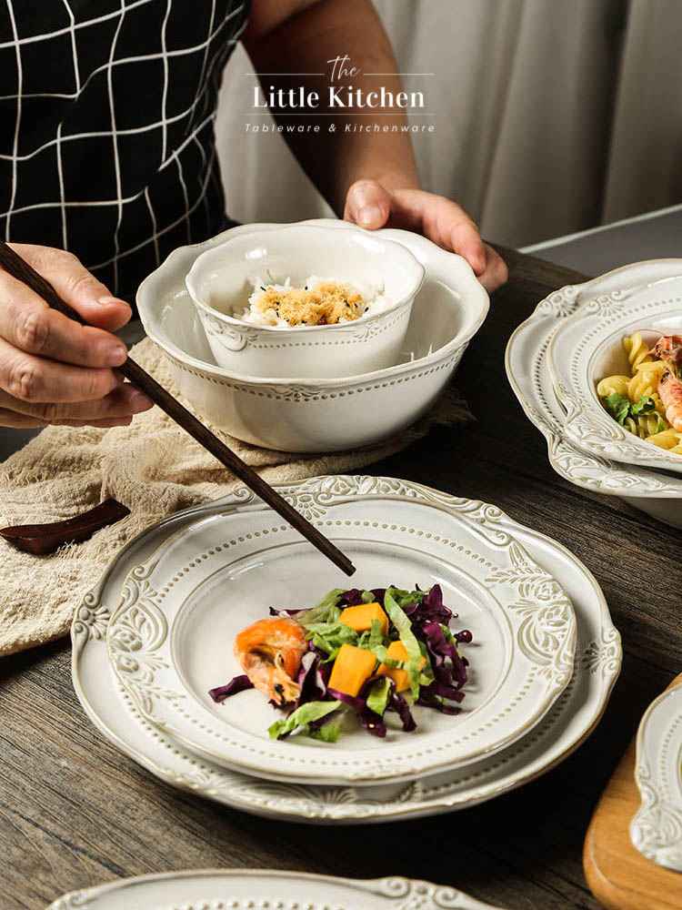 Bộ bát đĩa cao cấp phong cách vintage màu be hoa tiết viền hoa nổi