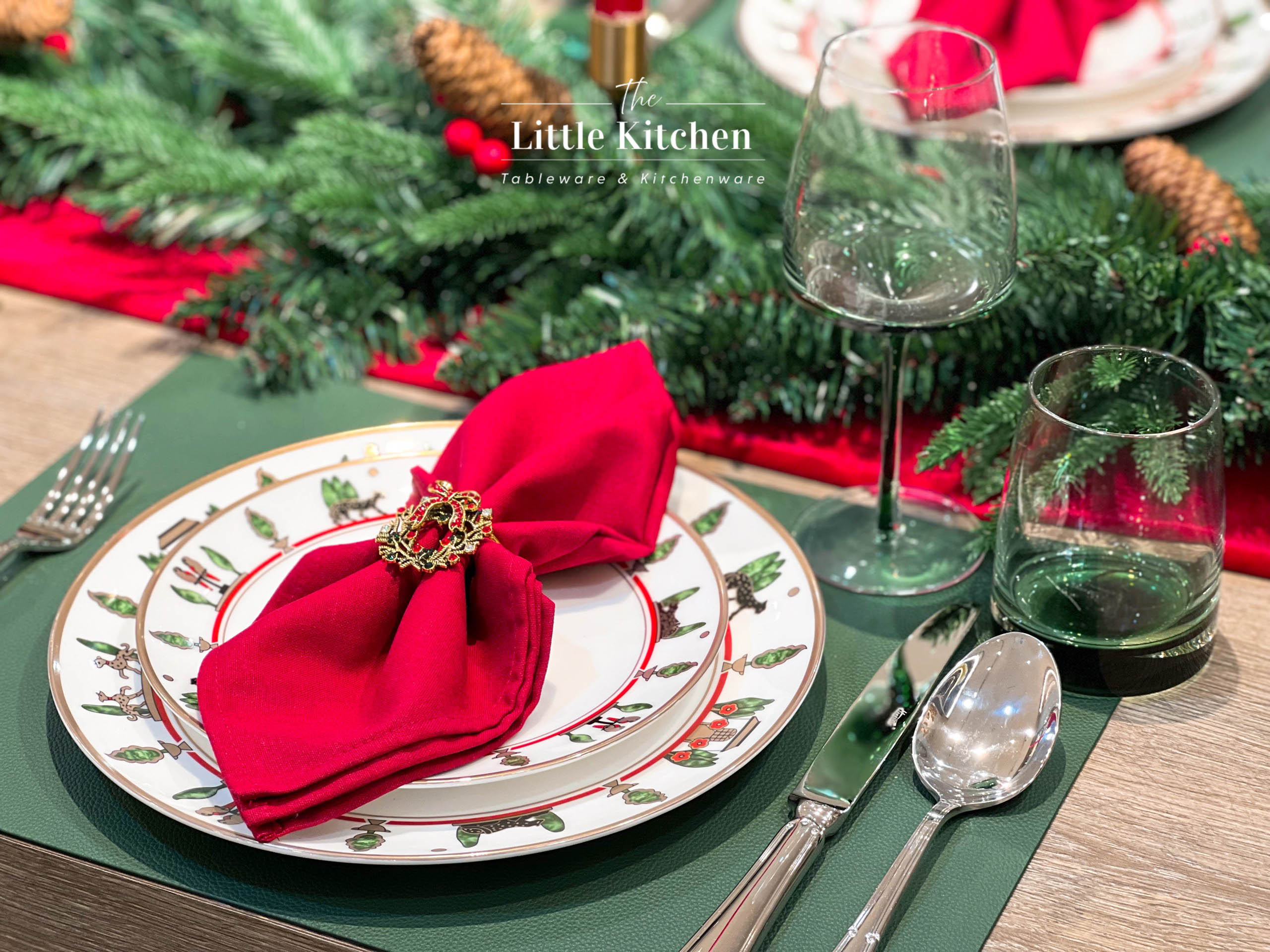 Set Tiệc Giáng sinh xanh đỏ truyền thống