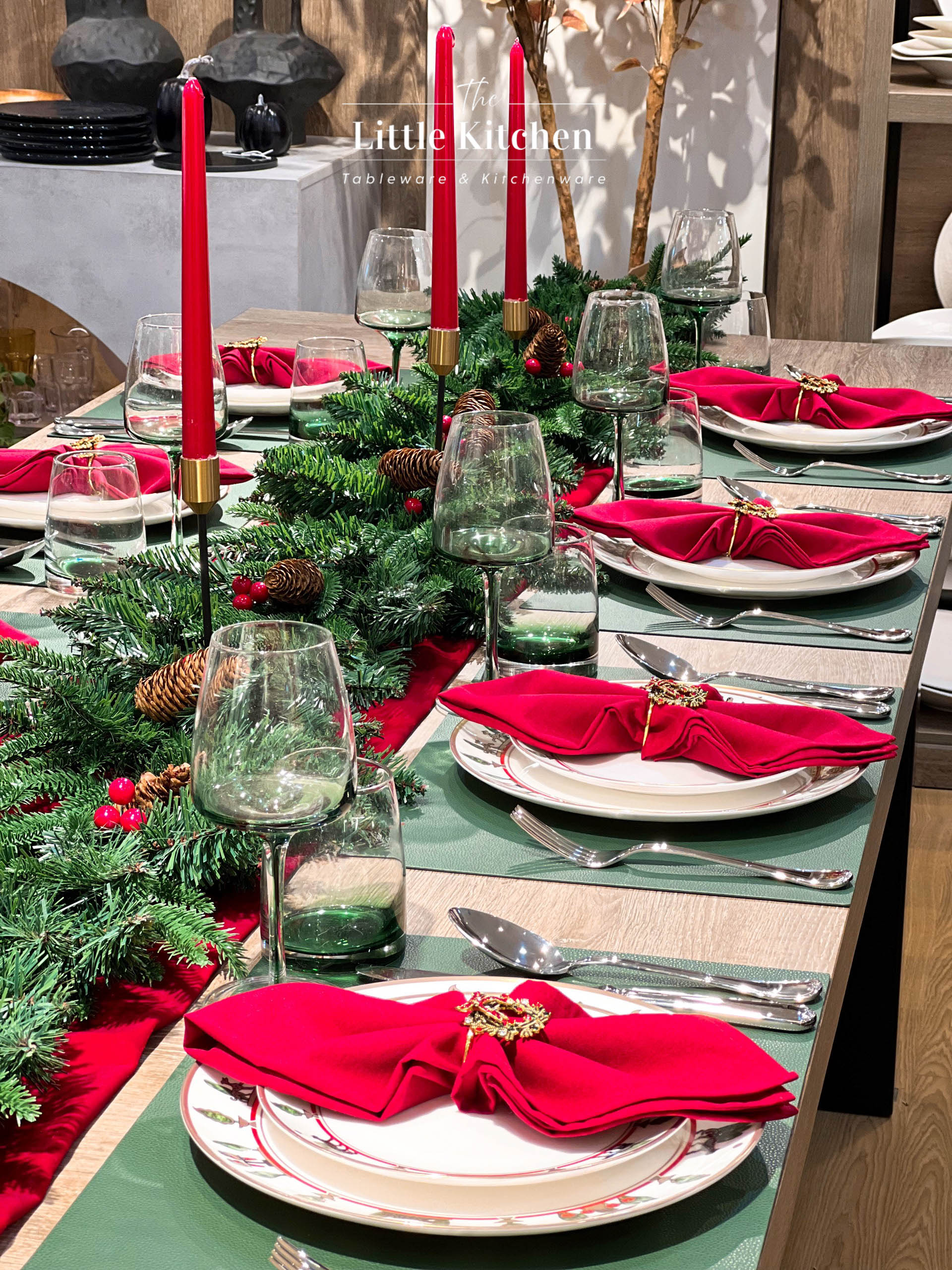 Set Tiệc Giáng sinh xanh đỏ truyền thống