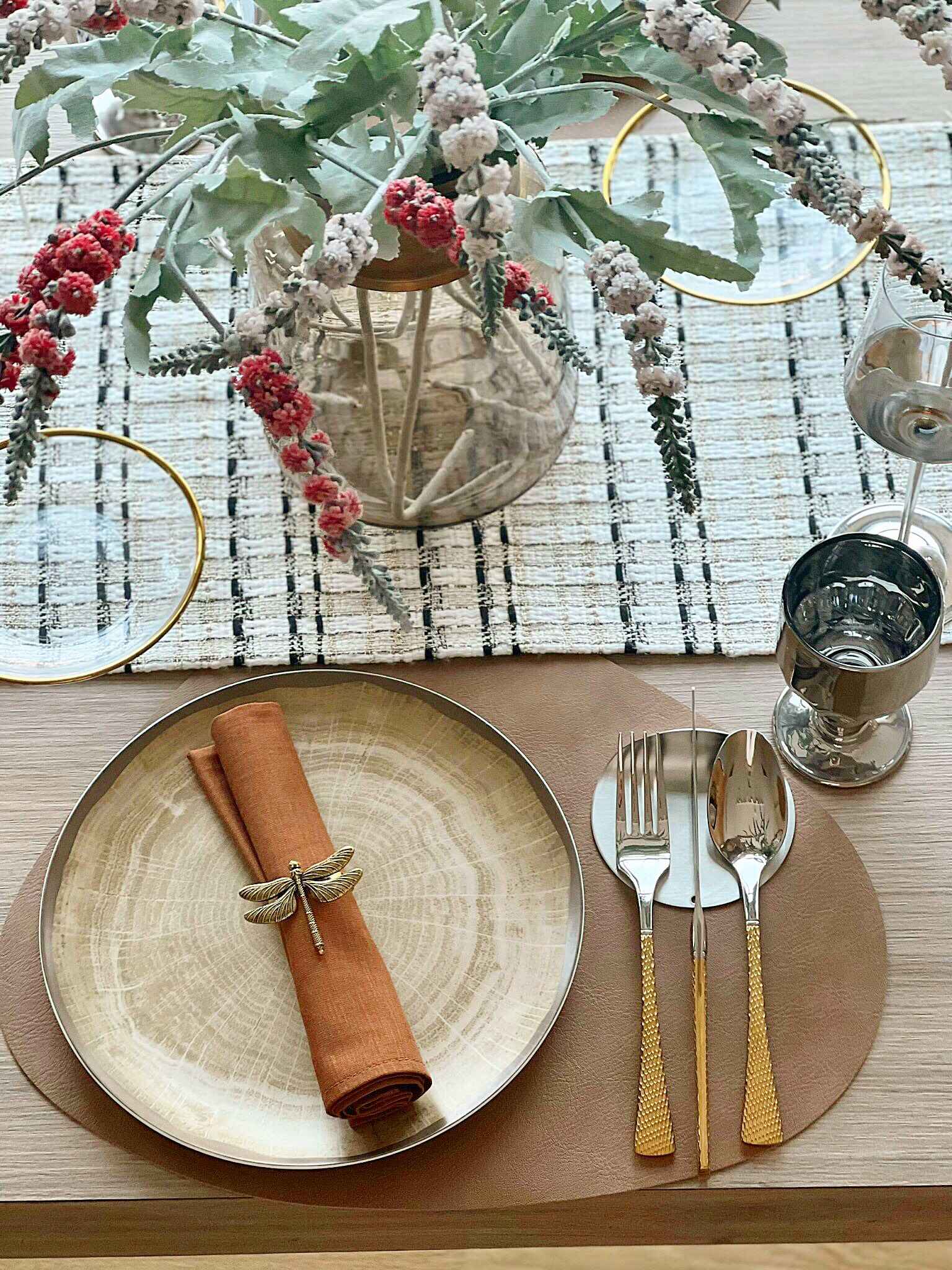 Set tiệc xuân ring chuồn chuồn