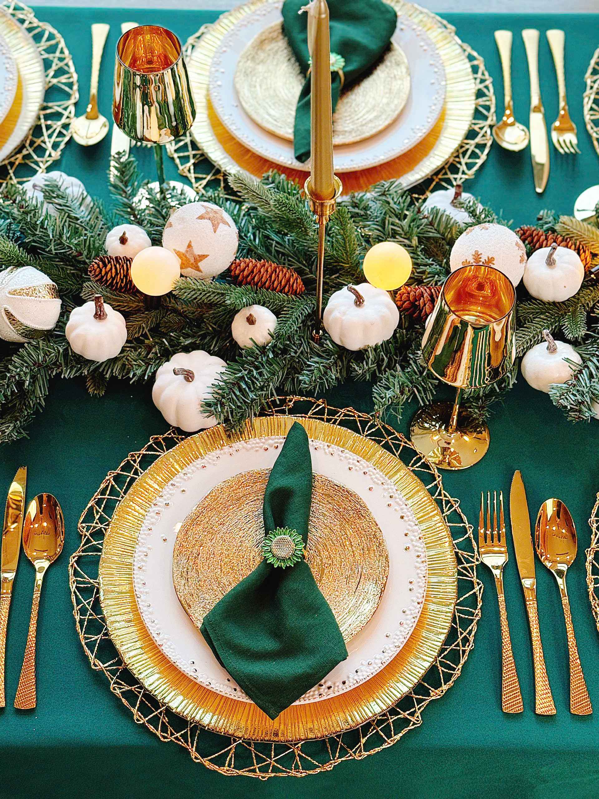 Set tiệc giáng sinh xanh vàng
