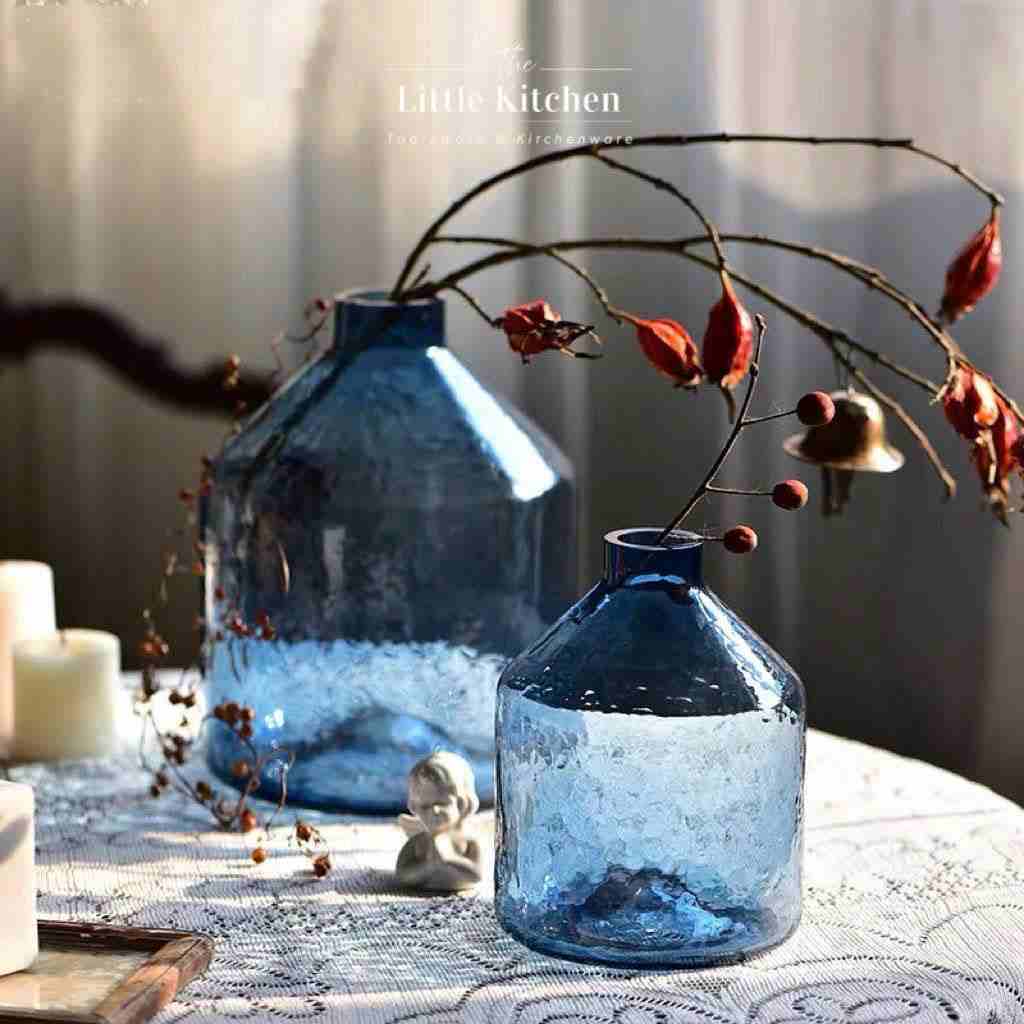 Lọ thuỷ tinh chóp nhọn lam 21cm