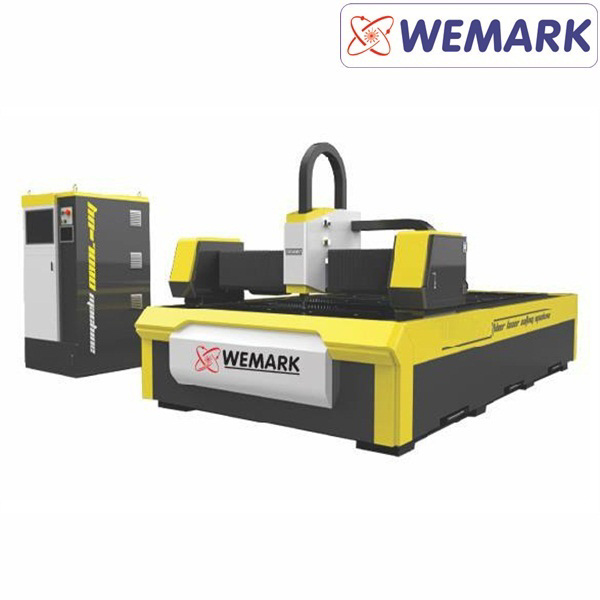 máy cắt thép tấm bằng laser fiber