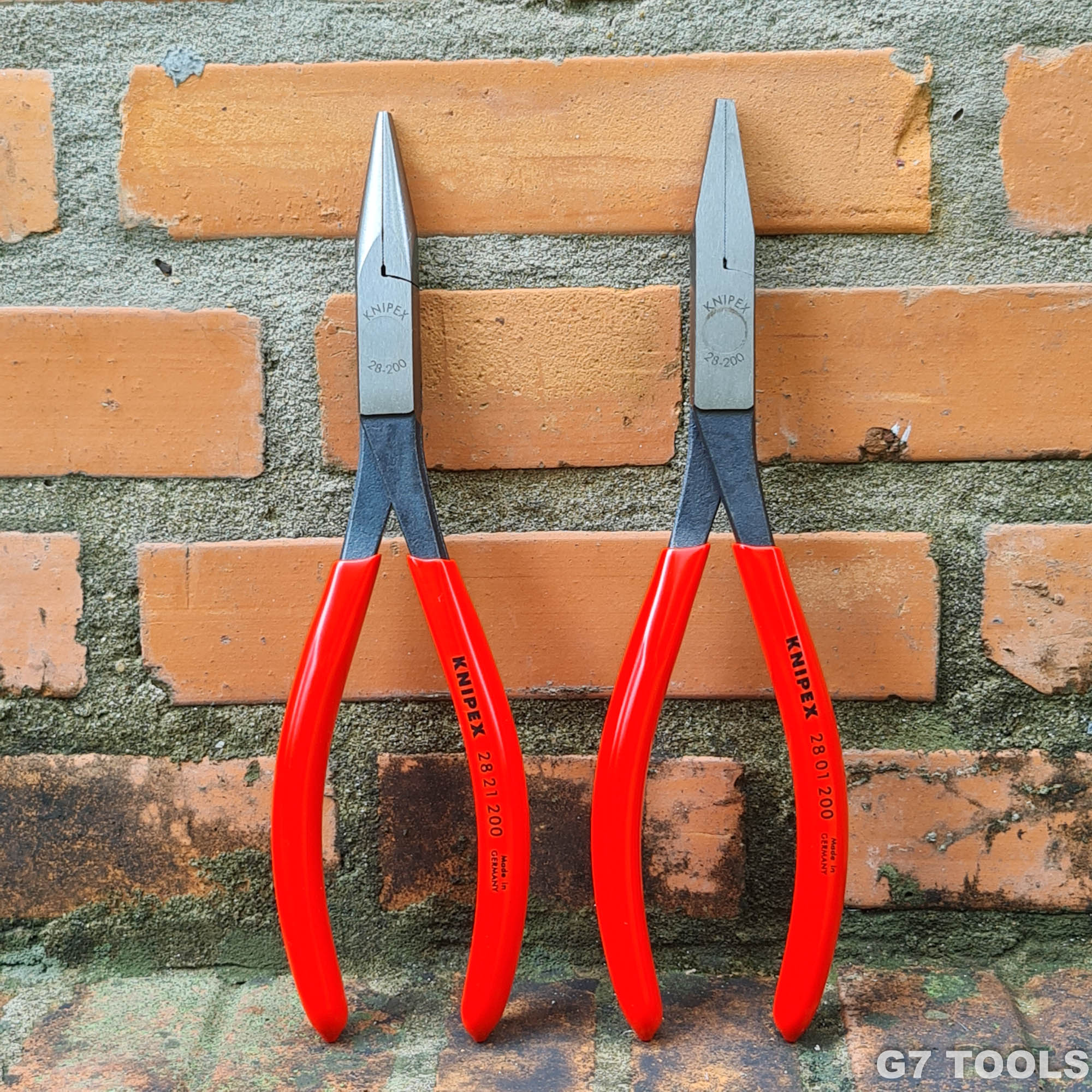 Kìm Kẹp Mũi Nhọn Knipex 28 01 200 Mũi 10.5mm - Ngàm Kẹp Khía Song Song