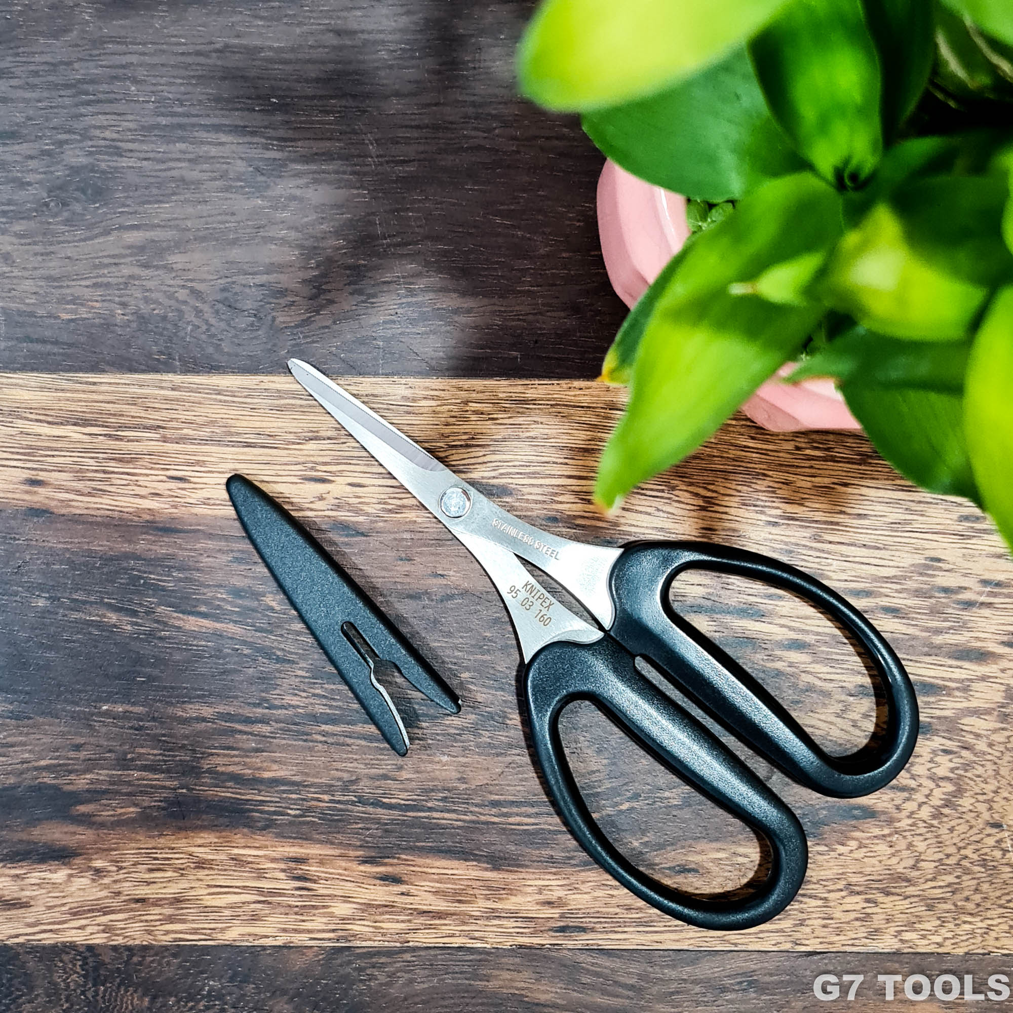 Kéo Knipex 95 03 160 SB