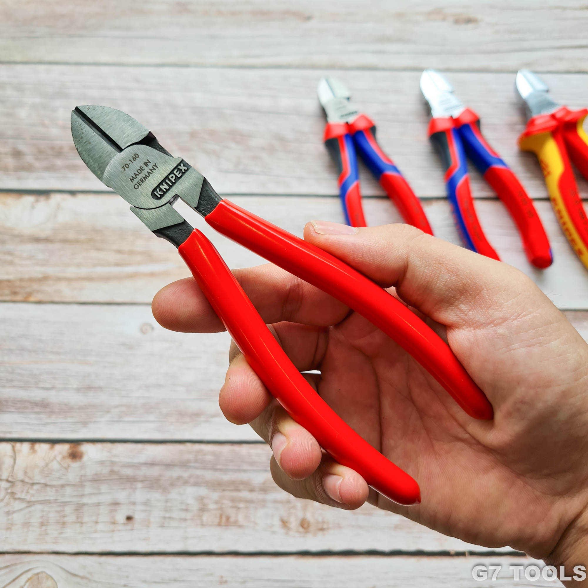 Kìm Cắt Mũi Thon Knipex 70 01 160 Dài 160mm Cắt Thép Ø 3.0 mm Tay đỏ