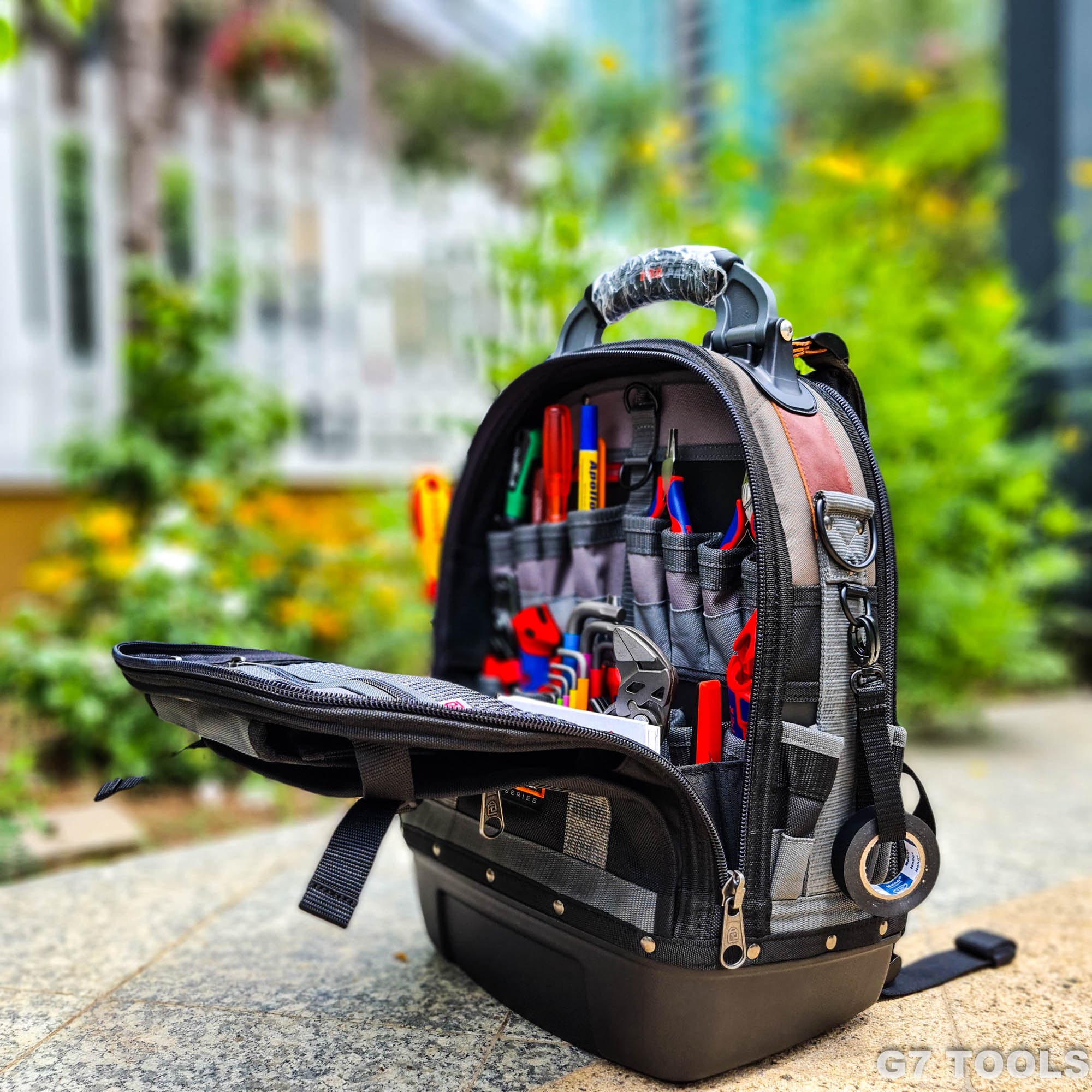 VETO Tech Pac Backpack - Ba Lô Size Lớn Dung Tích 25 Lít Có 2 Ngăn Cố Định