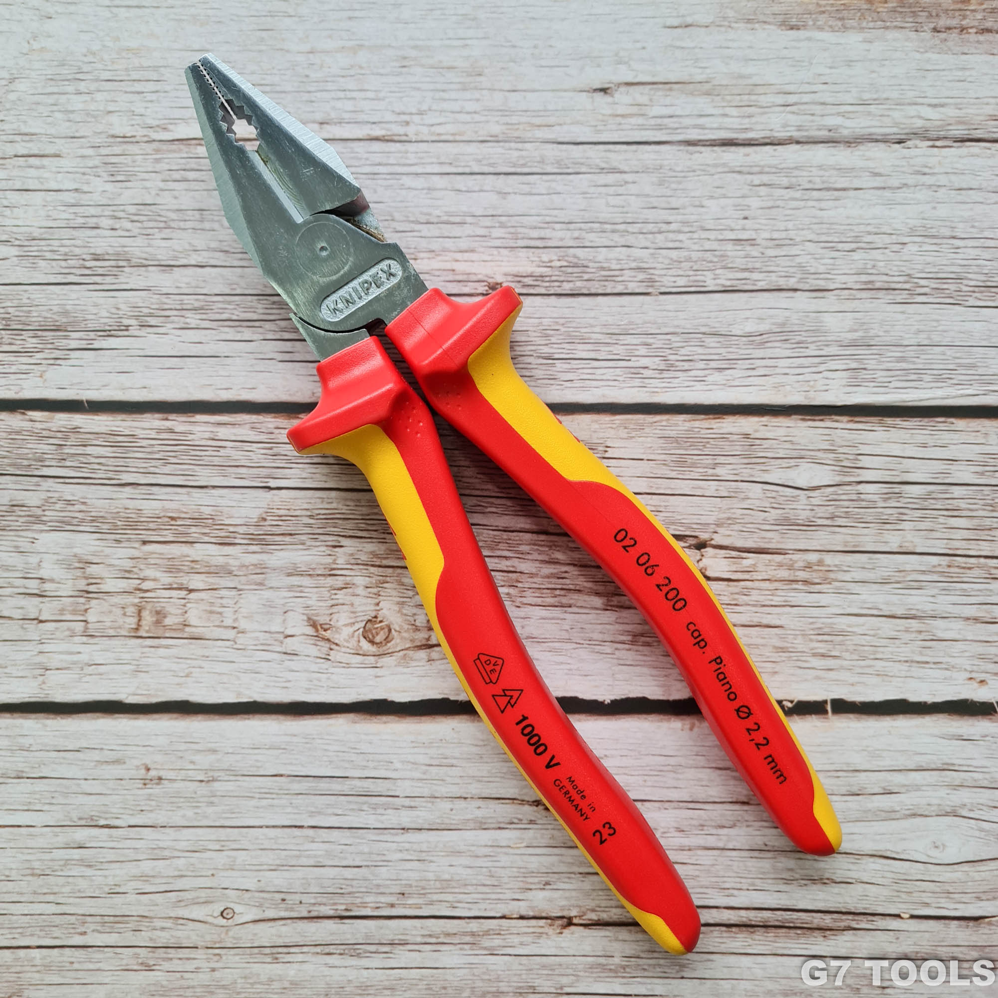 Kìm Đa Năng Knipex 02 05 200 Lưỡi Cắt 63 HRC Dài 200mm, Tay êm, Mạ chrome