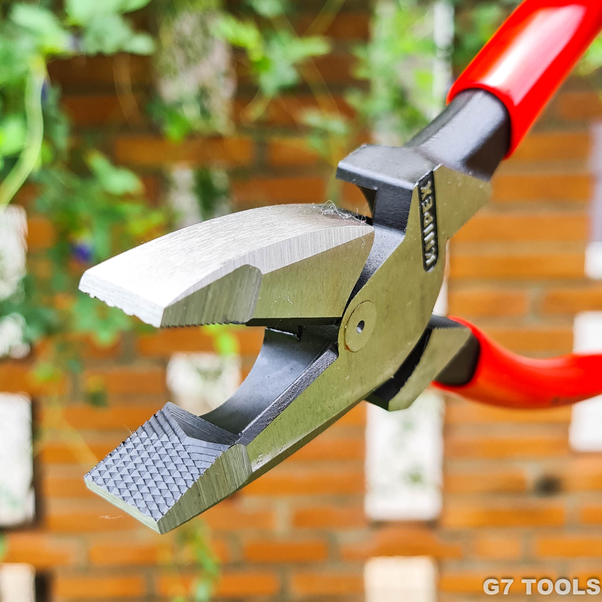 Kìm Đa Năng Knipex Lineman 09 01 240