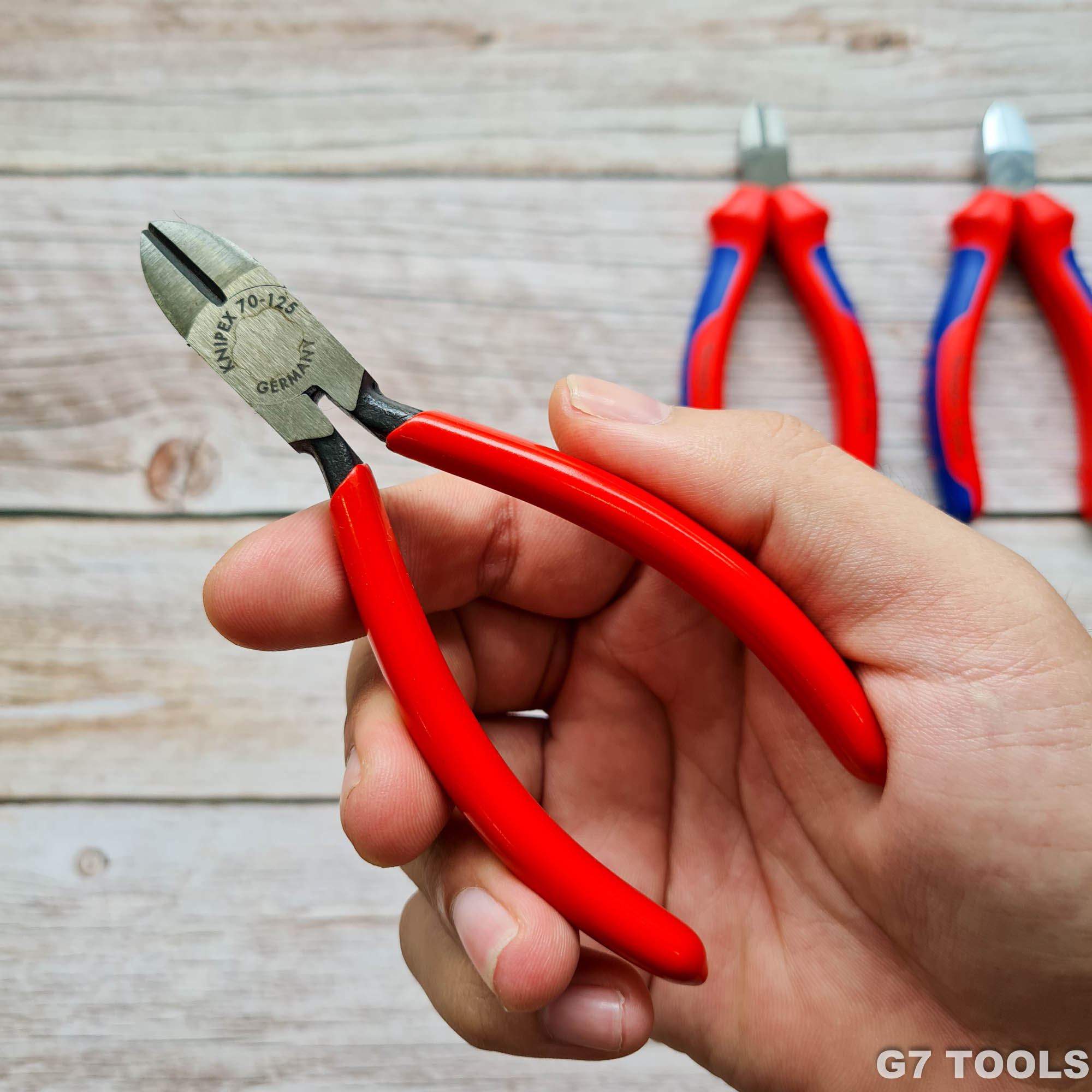 Kìm Cắt Mũi Thon Knipex 70 01 125 Chiều Dài 125mm Cắt Thép Ø 2.3 mm