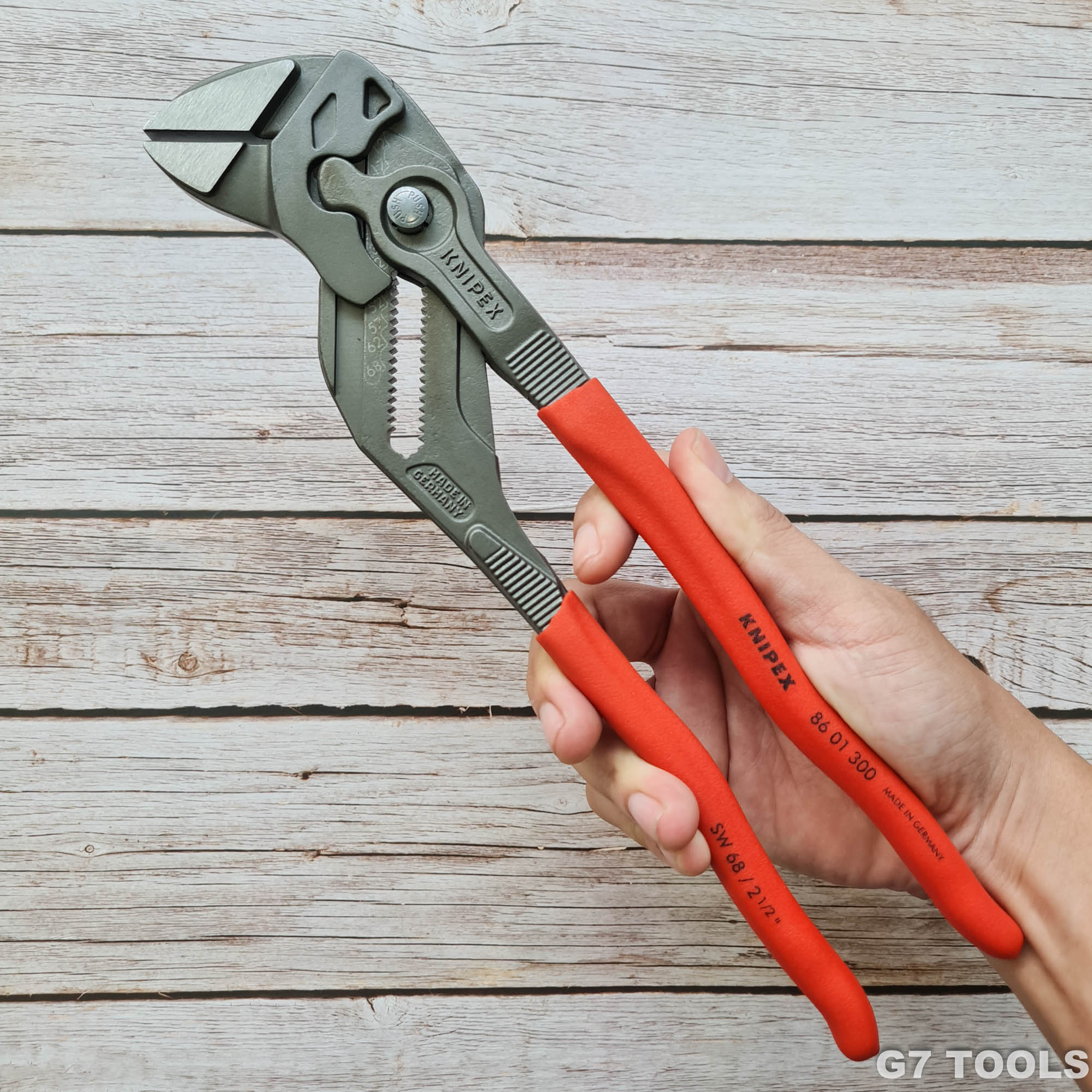 Kìm Mỏ Lết 86 01 300 Dài 300mm