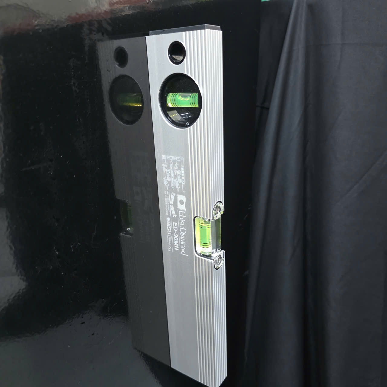 Thước thủy nivo Ebisu ED-30MN