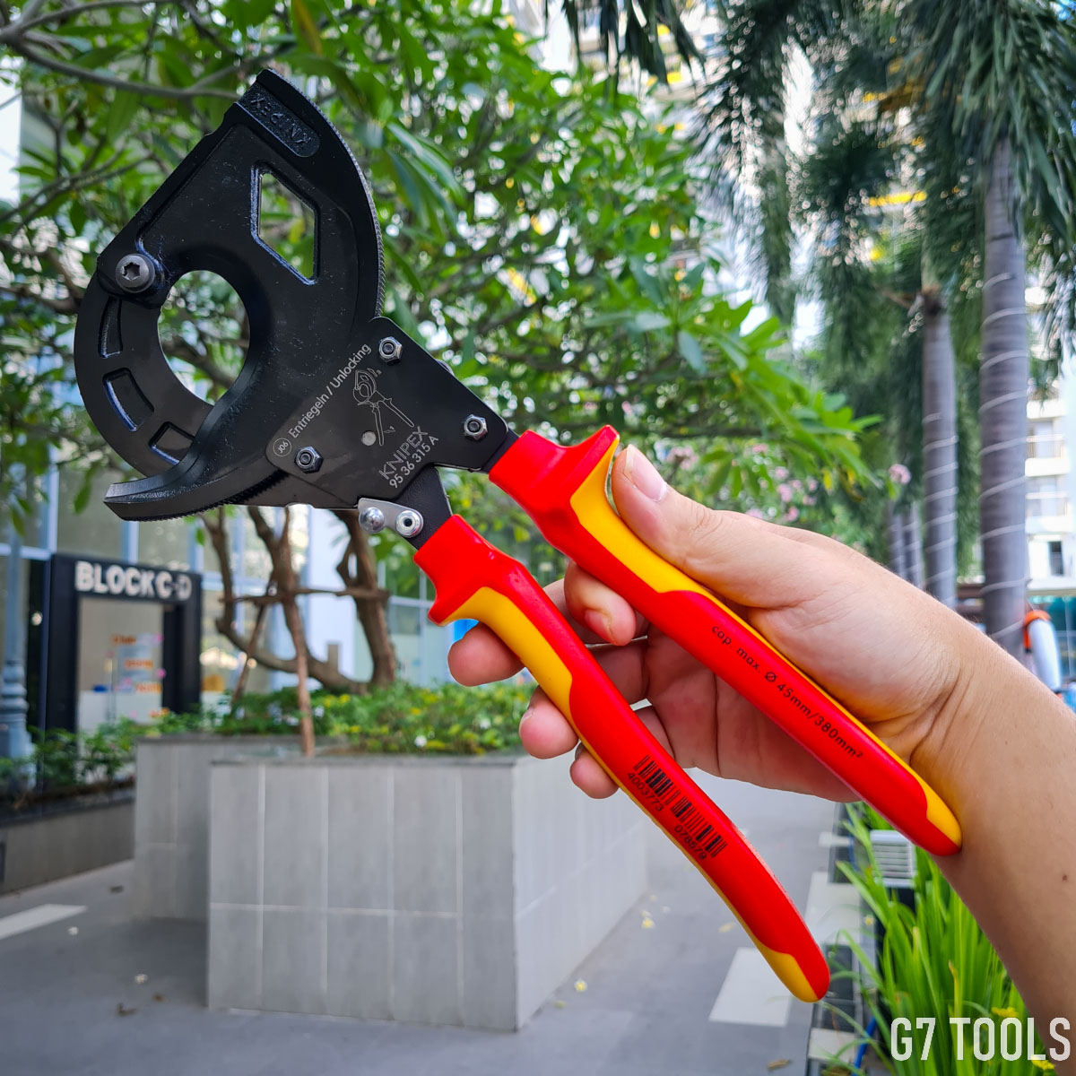 Knipex 95 36 315 A Kìm Cắt Ratchet Bánh Cóc Cáp SWA Thép Gia Cường 380 mm²