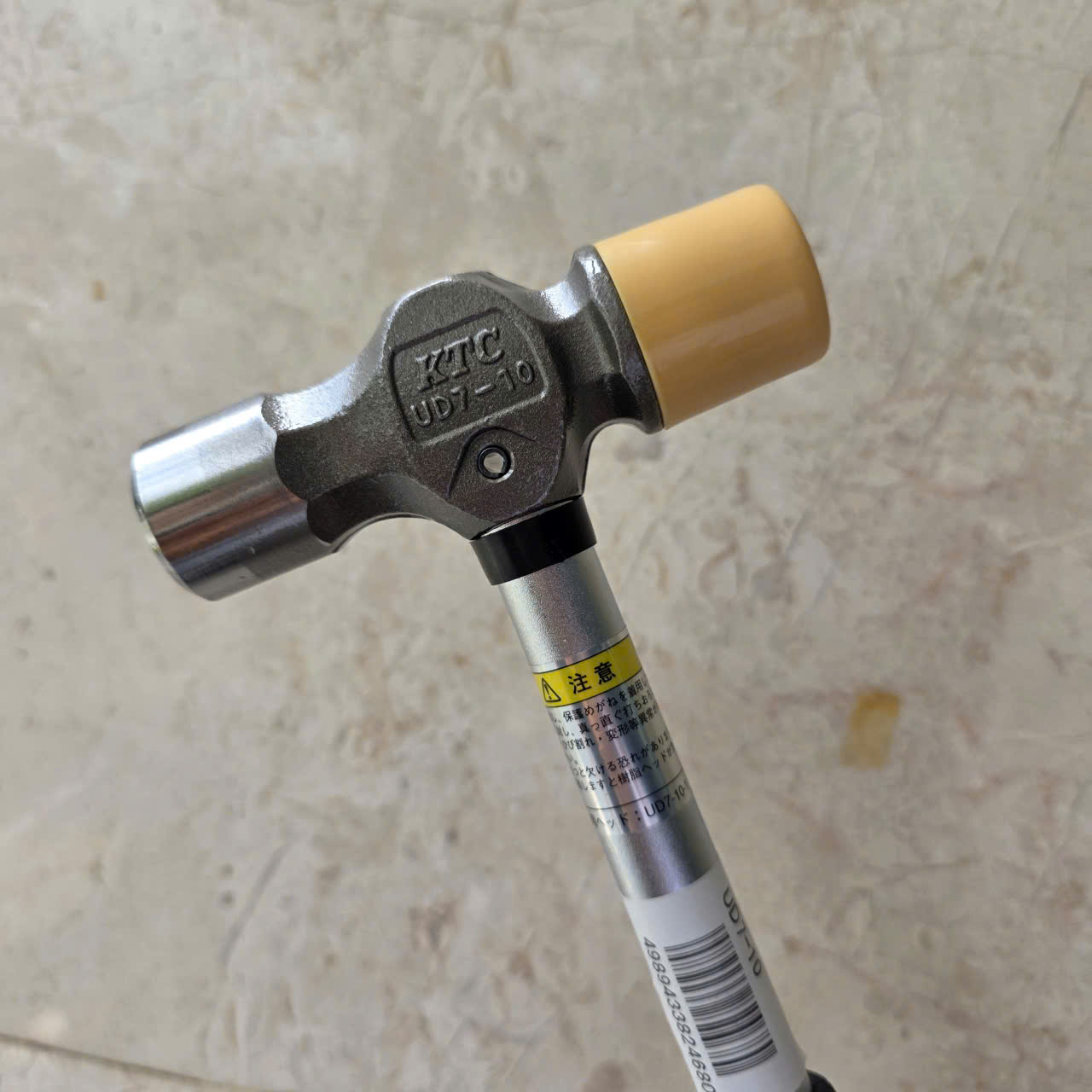 KTC UD7-10 Gồm Đầu Thép Và Nhựa Resin