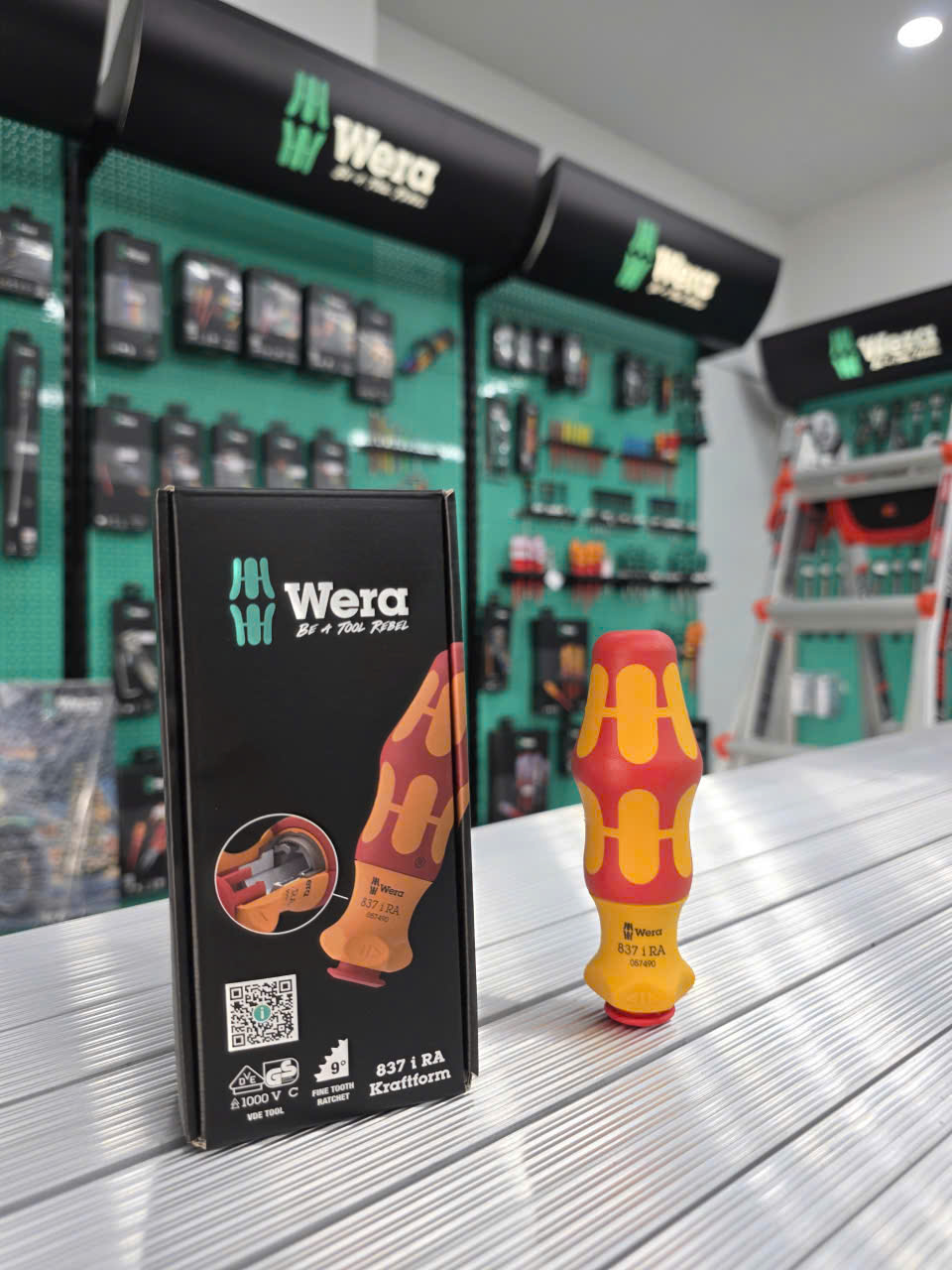 Wera Tay Vặn Đảo Chiều Ratchet 837 i RA Kraftform VDE 05057490001