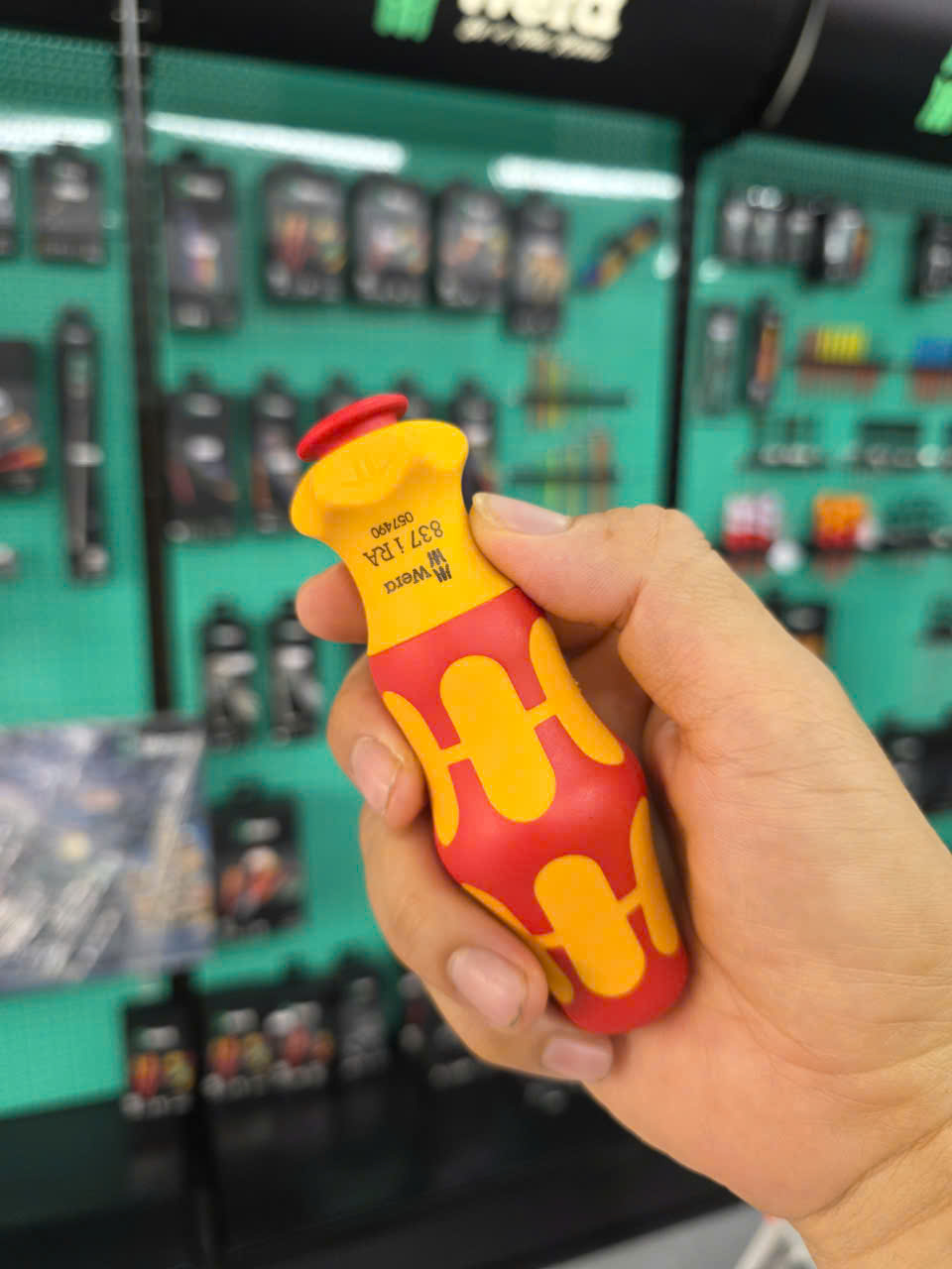 Wera Tay Vặn Đảo Chiều Ratchet 837 i RA Kraftform VDE 05057490001