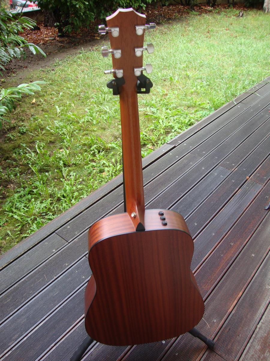 Giới thiệu guitar Taylor 110E - shop guitar giá rẻ hà đông Fun Art 2