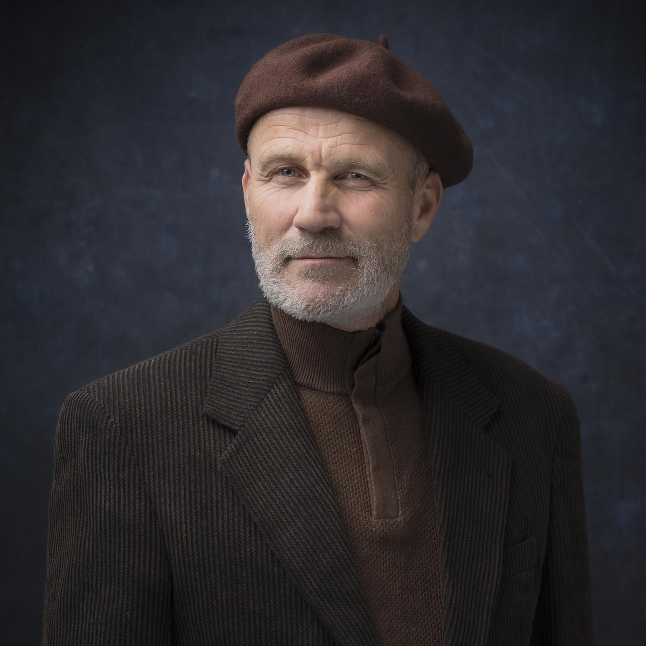 Mũ nồi Tiệp tròn có núm hiệu Tonak TN01