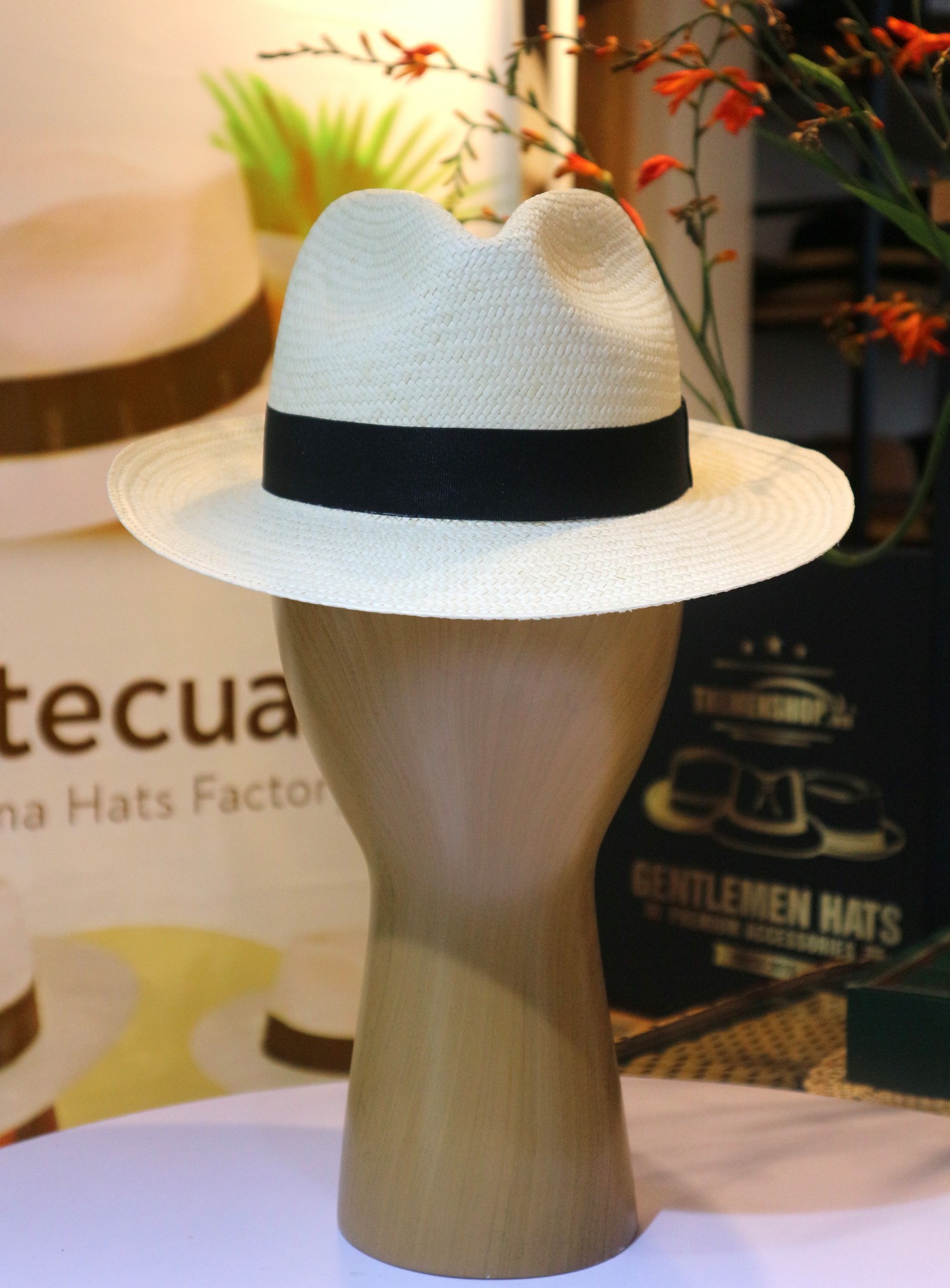 Mũ panama MontEcuadorHats kiểu dáng Cuban PE22