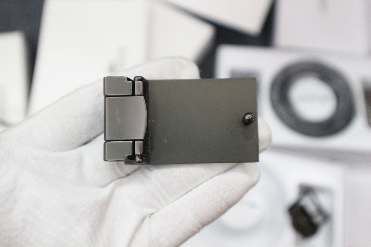 Thắt lưng nam hàng hiệu 2 mặt khóa DLC01