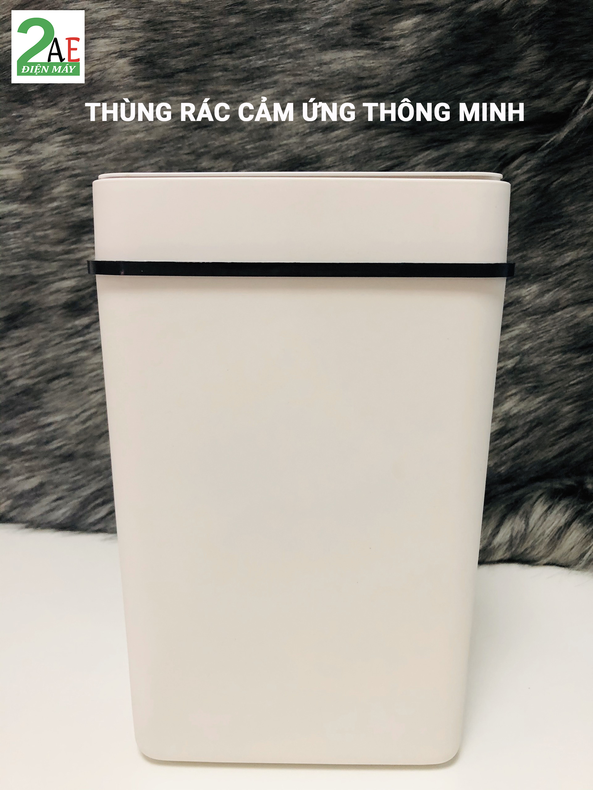 Thùng rác cảm ứng 5.5L (Theo dung tích Trung Quốc là 11L)