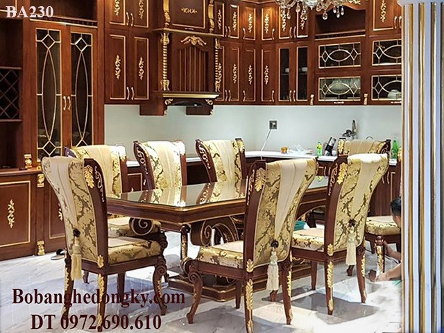 Bàn ghế ăn hoàng gia