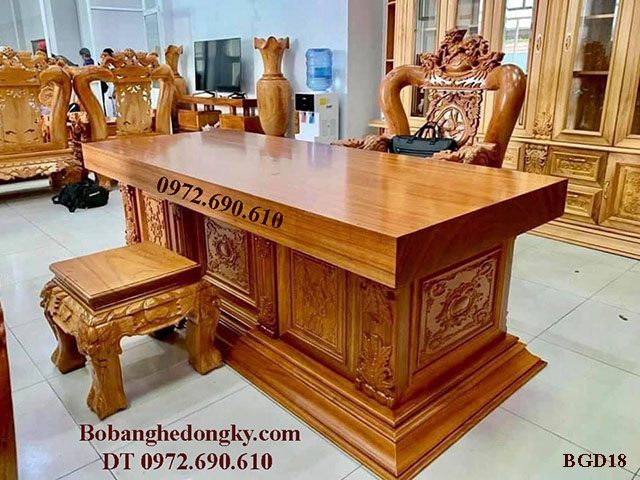 bàn ghế giám đốc