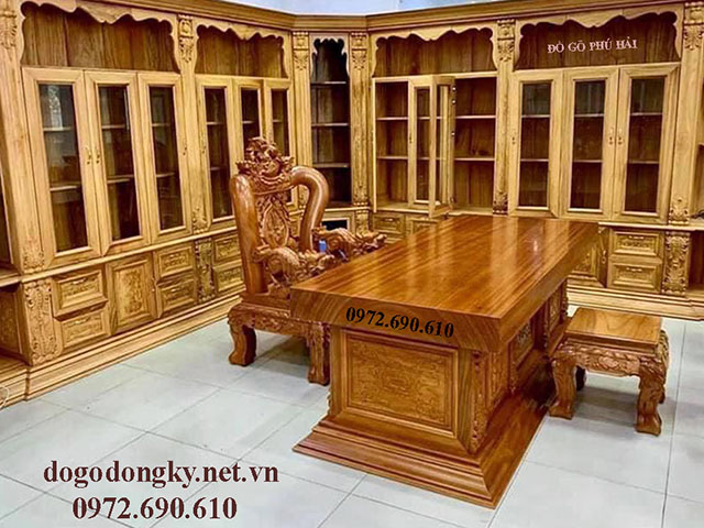 bàn ghế làm viêc của giám đốc