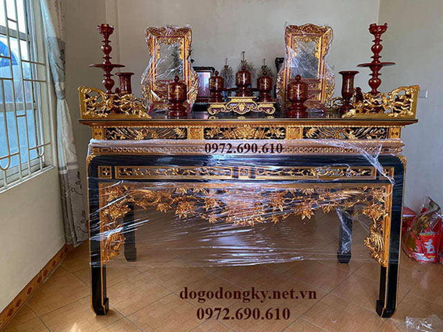 Bàn thờ gỗ gụ