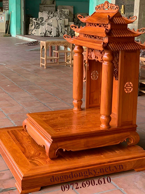 Bàn thờ thần tài gỗ tự nhiên