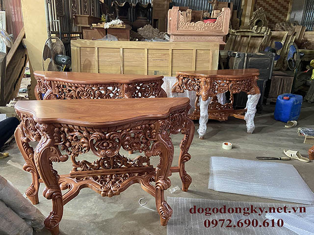 Ban trang tri hinh ban nguyet