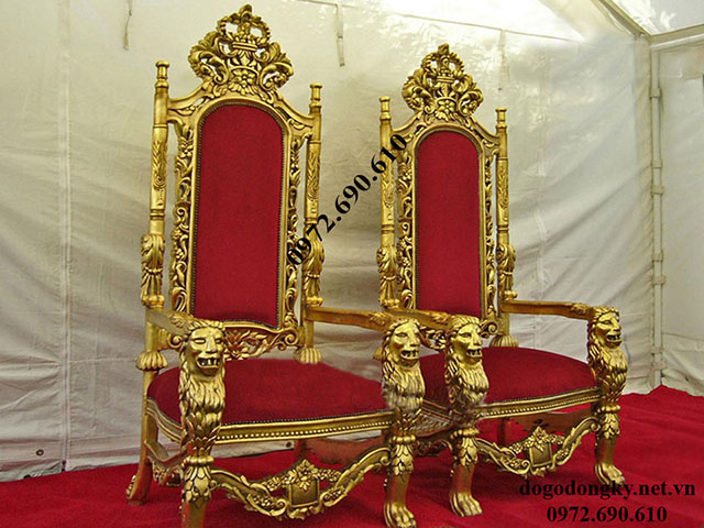 ghế cổ điển dát vàng