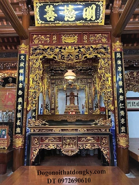 Mau trang tri nha tho dong ho