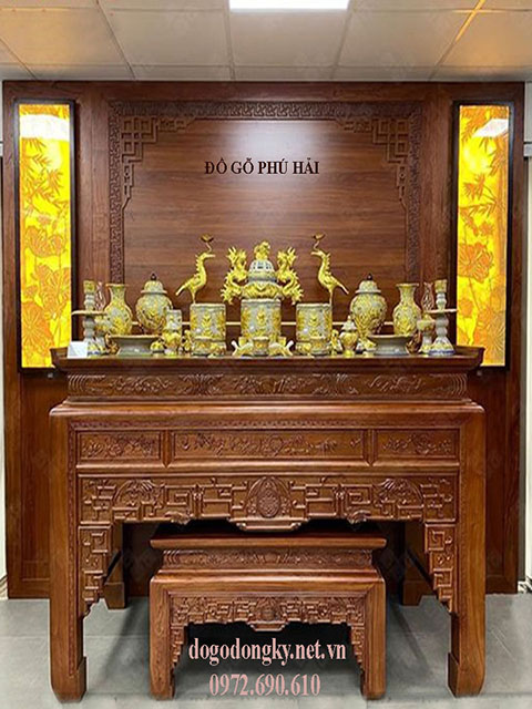Mẫu vách ốp phòng thờ đẹp