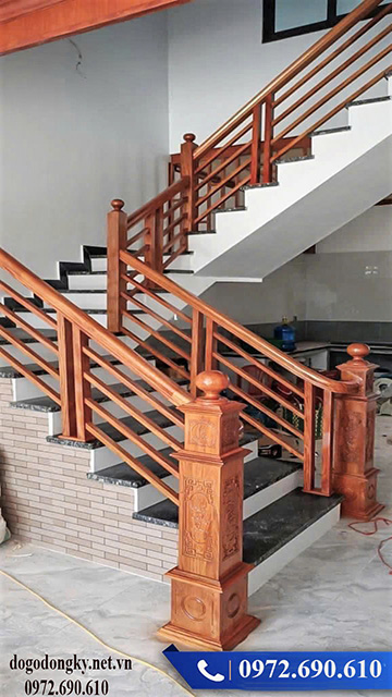 Tay vịn cầu thang gỗ