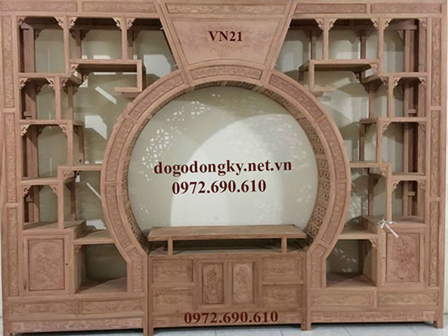 Vach ngan phong khach