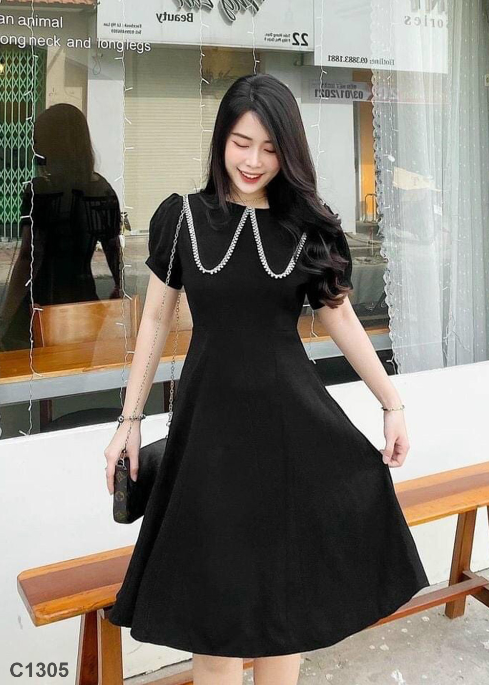Đầm có viền đen C1305