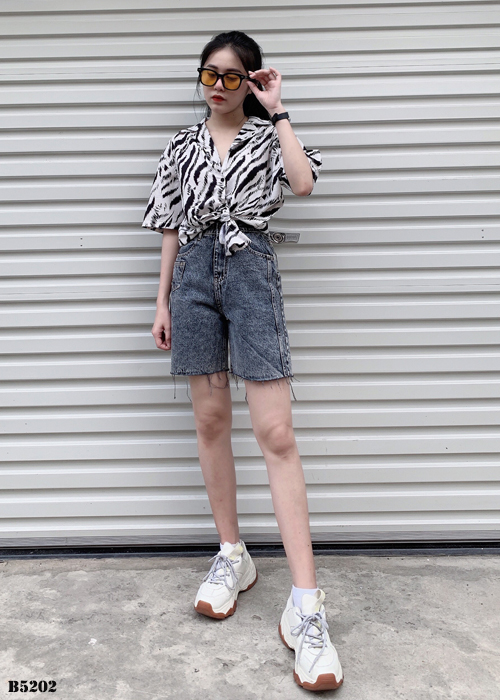 Quần jean ngố sọc tua xám B5202