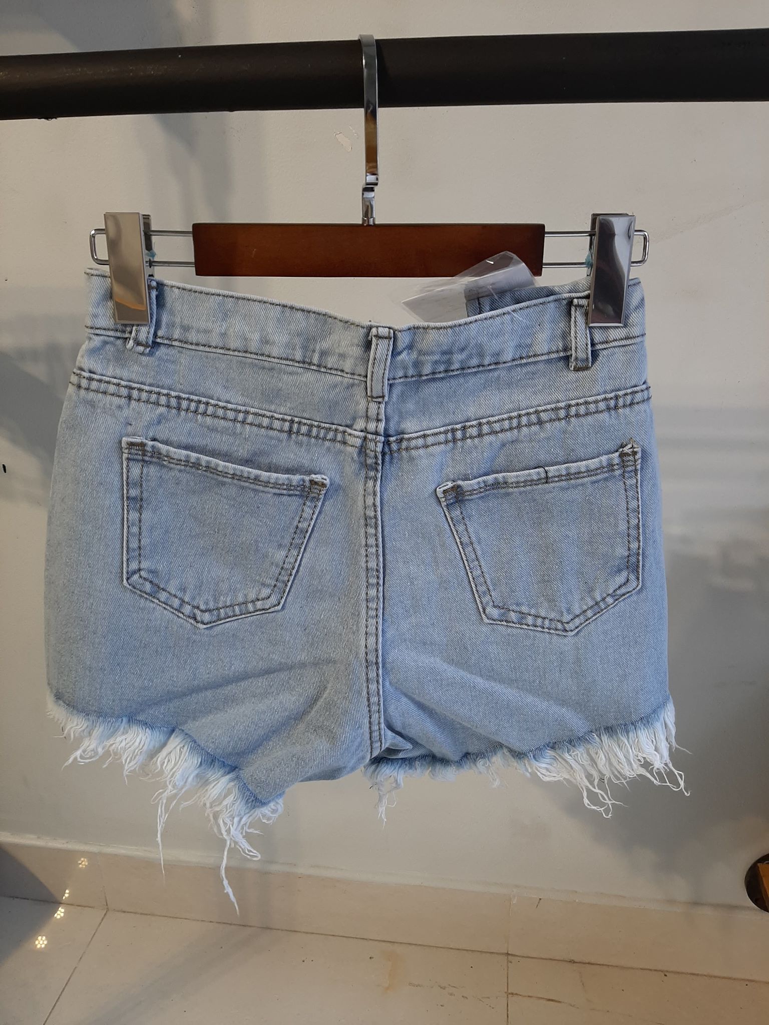 Quần jean short kiểu túi tua xanh B5023