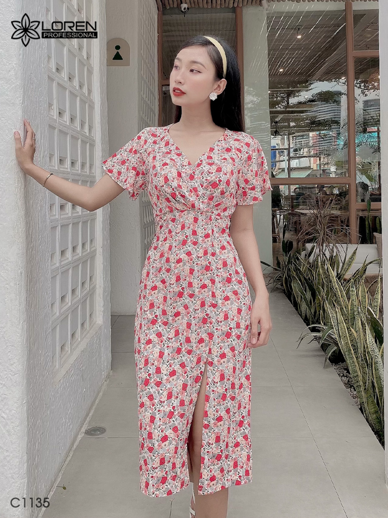 Đầm LOREN hoa nhí xẻ lai hồng C1135