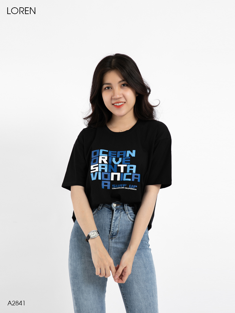Áo thun nữ LOREN cổ tròn in chữ đen A2841