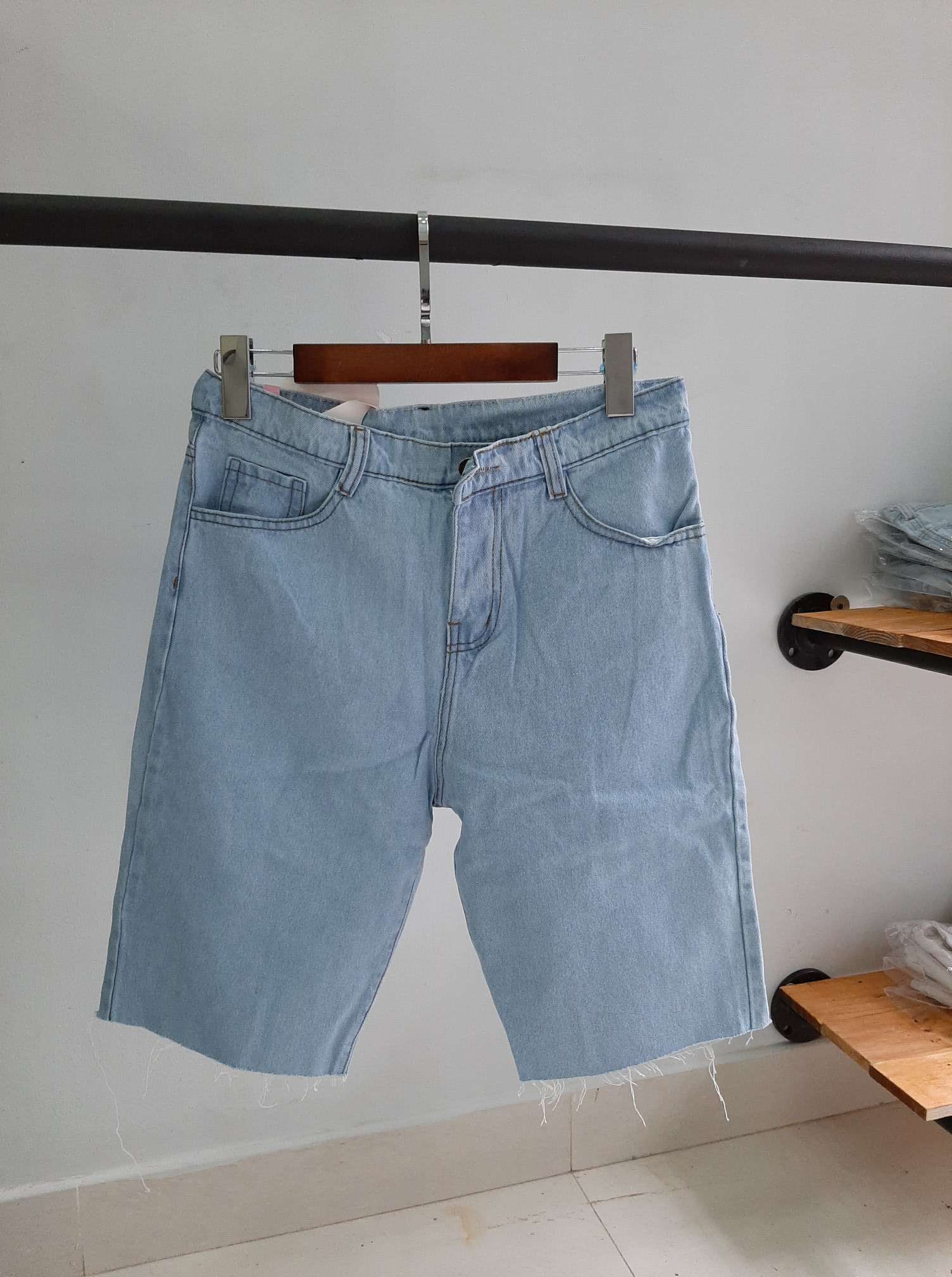 Quần jean ngố tua xanh B5059