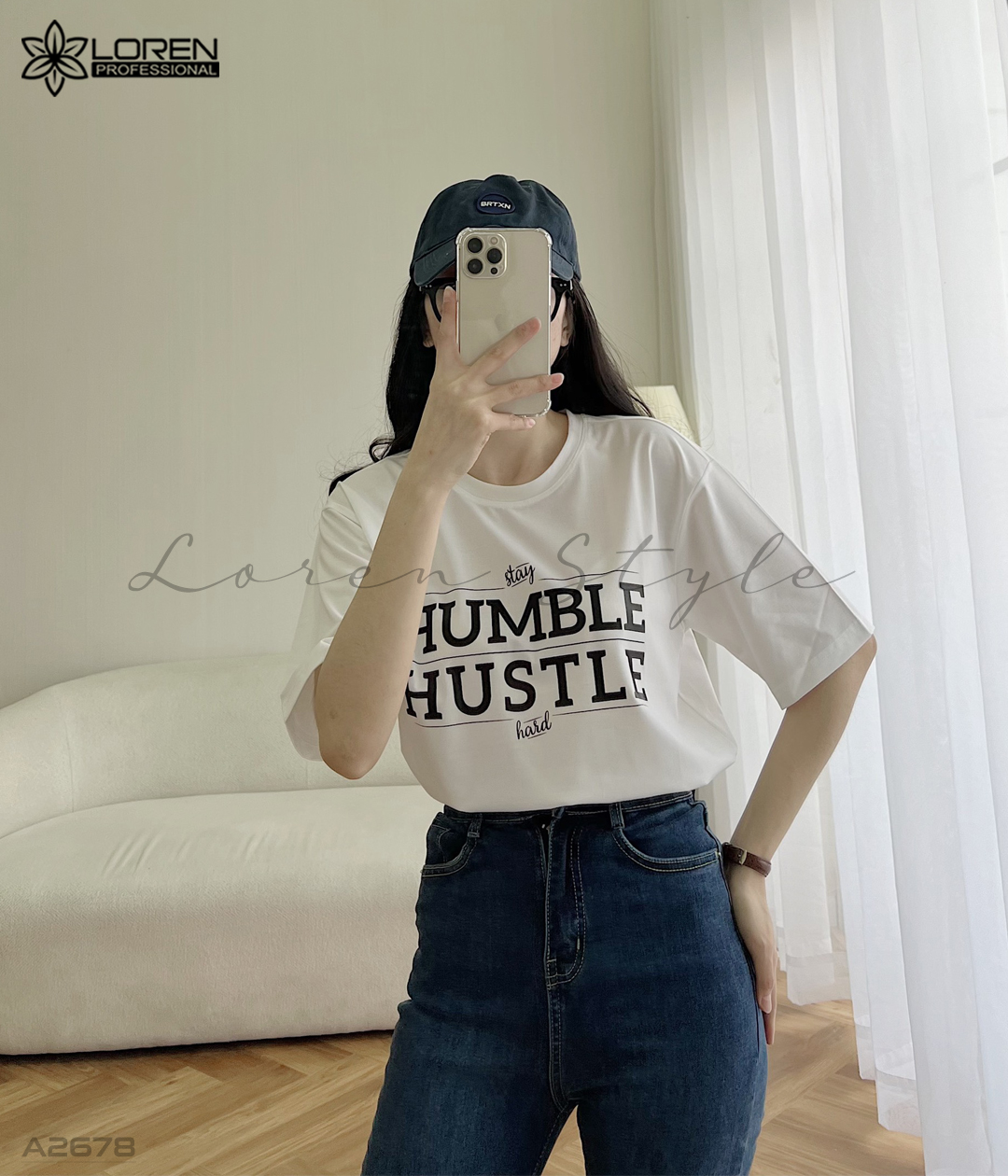 Áo thun nữ LOREN hình chữ trắng A2678