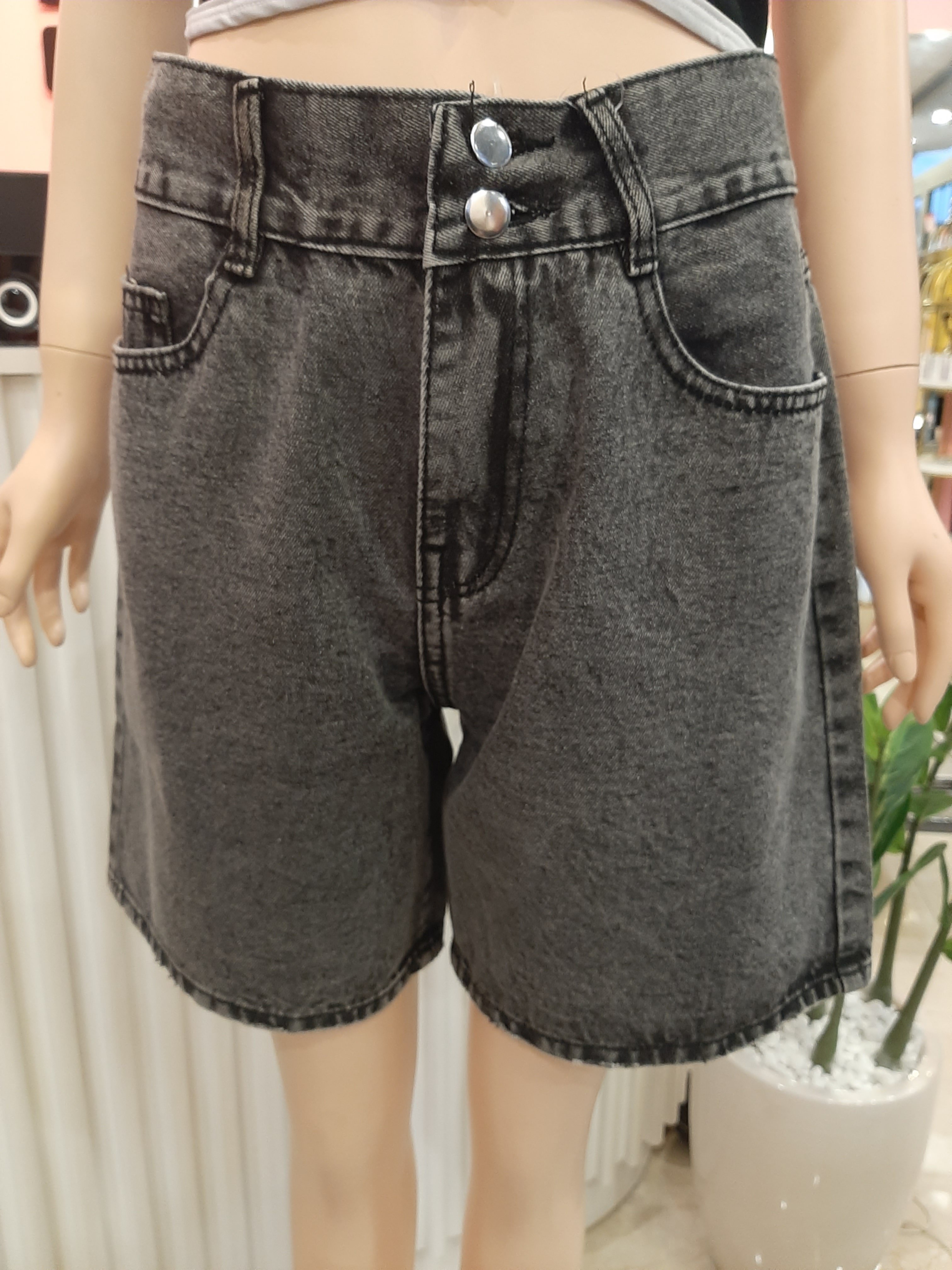 Quần jean ngố 2 nút trơn xám B5231