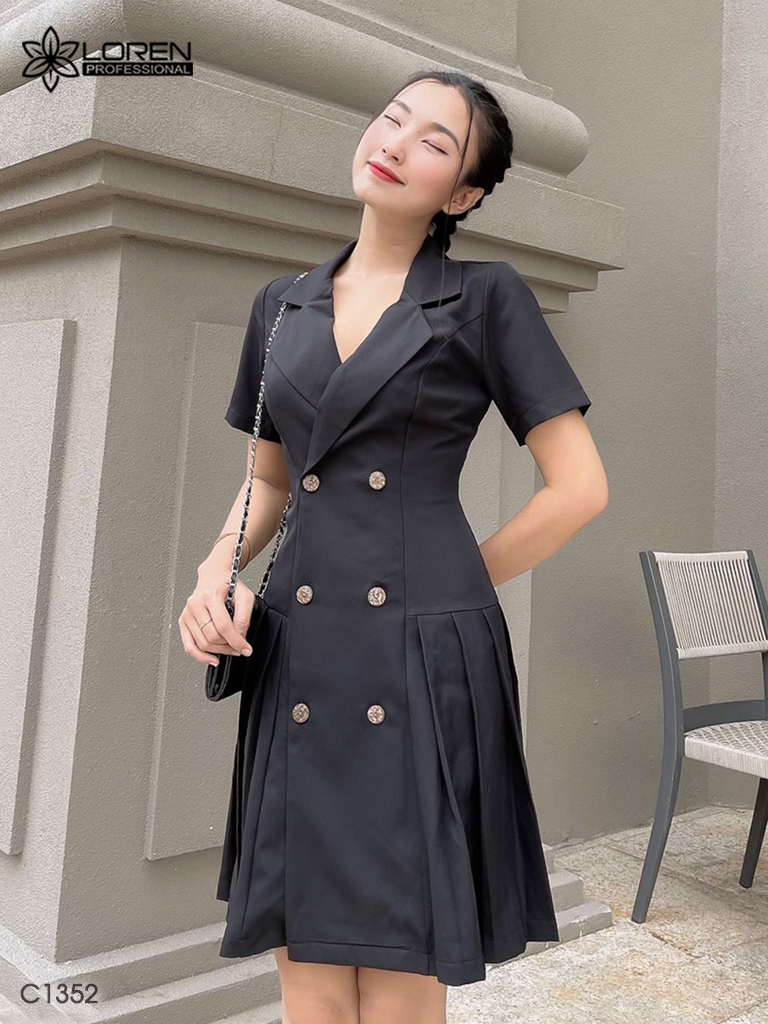Đầm đính nút xếp ly đen C1352
