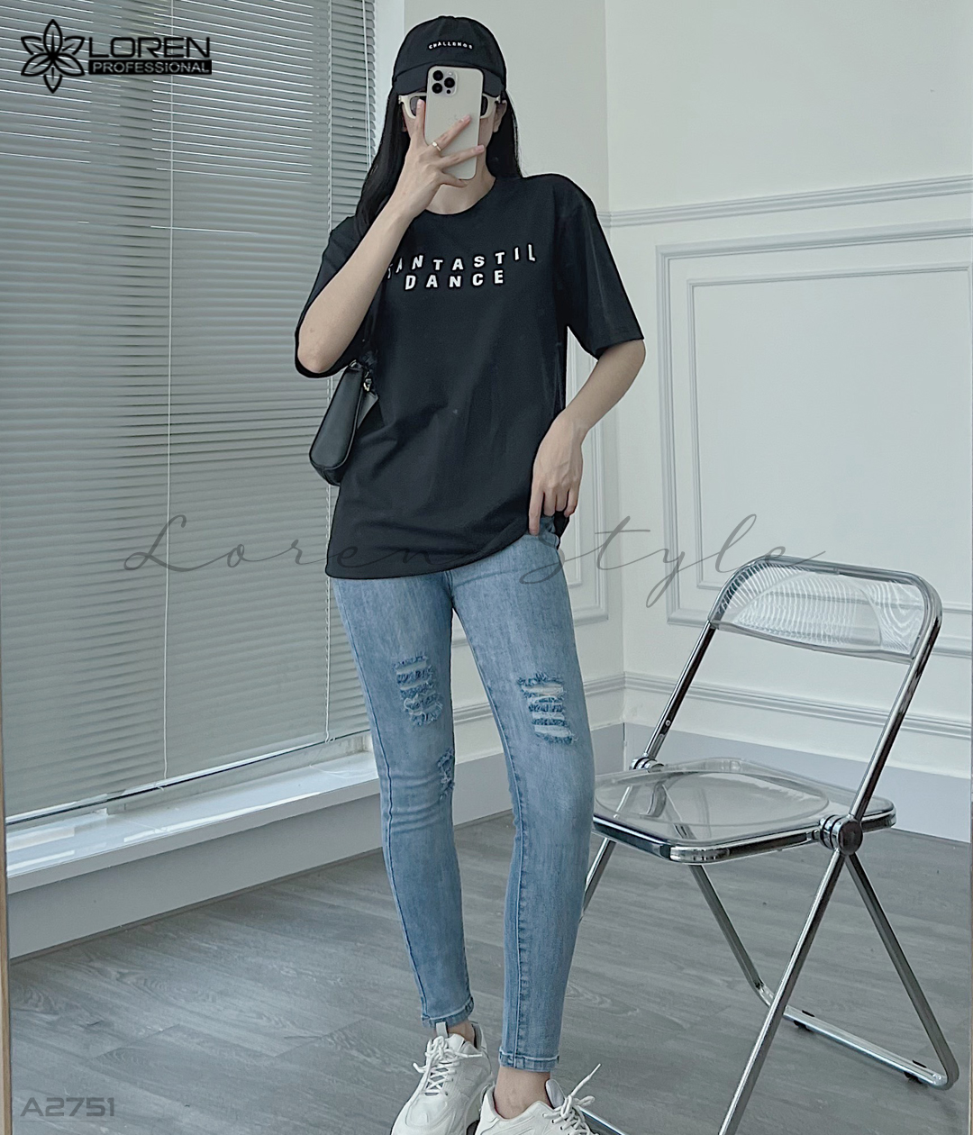 Áo thun nữ LOREN chữ in đen A2751