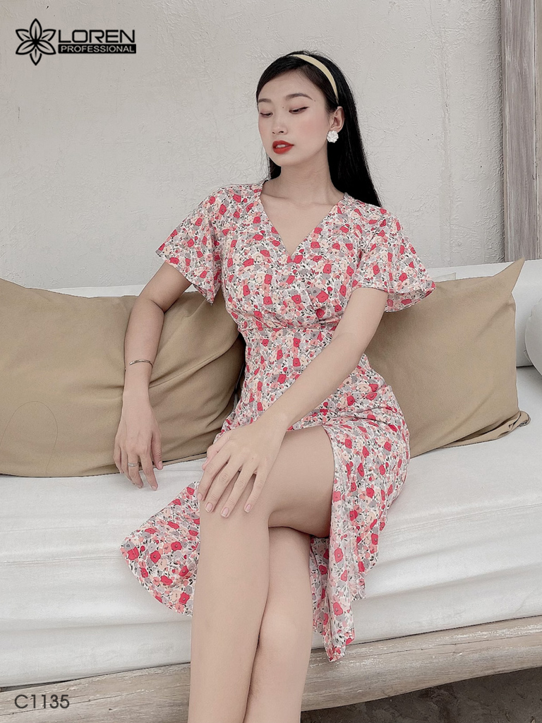 Đầm LOREN hoa nhí xẻ lai hồng C1135