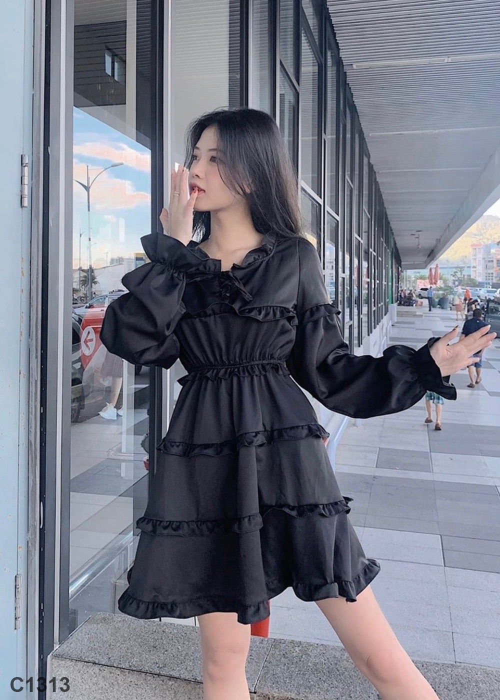 Đầm phối bèo đen C1313